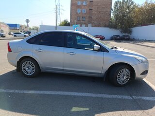 2011 Ford Focus II Рестайлинг, серебристый, 711000 рублей, вид 4