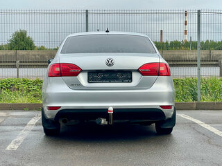 2013 Volkswagen Jetta VI, серебристый, 819000 рублей, вид 4