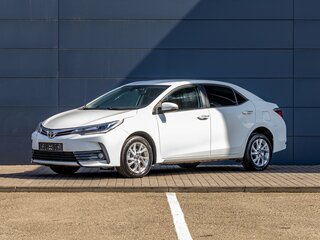 2016 Toyota Corolla XI (E160, E170, E180) Рестайлинг 1, белый, 1655000 рублей, вид 1