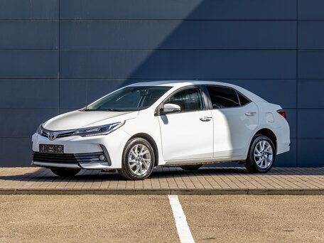 Toyota Corolla XI (E160, E170, E180) Рестайлинг 1
