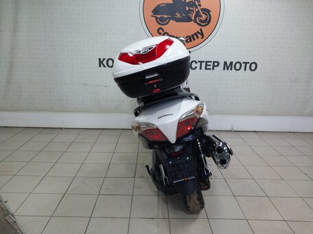 2012 Honda Silver Wing 400, белый, 499000 рублей, вид 4
