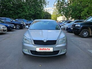2010 Skoda Octavia II (A5) Рестайлинг, серый, 750000 рублей, вид 2