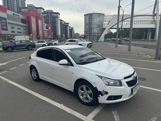 2012 Chevrolet Cruze I, белый, 670000 рублей, вид 3