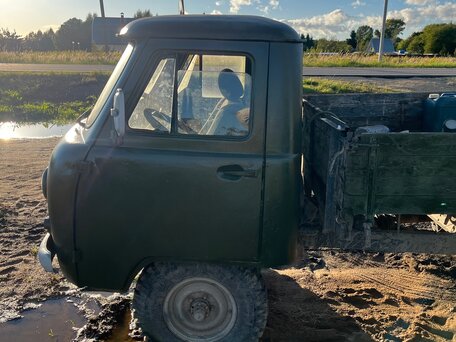 1994 УАЗ 3303, зелёный, 110000 рублей, вид 3