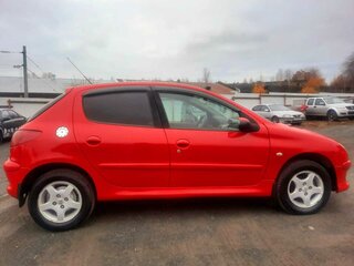2007 Peugeot 206, красный, 310000 рублей, вид 3