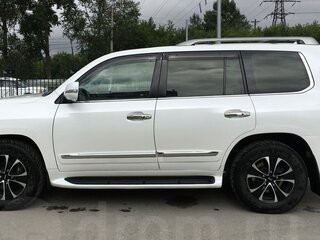 2013 Lexus LX 570 III Рестайлинг, белый, 4800000 рублей, вид 3