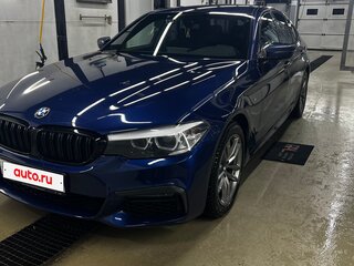 2018 BMW 5 серии 520d xDrive VII (G30/G31/G38), синий, 3750000 рублей, вид 1