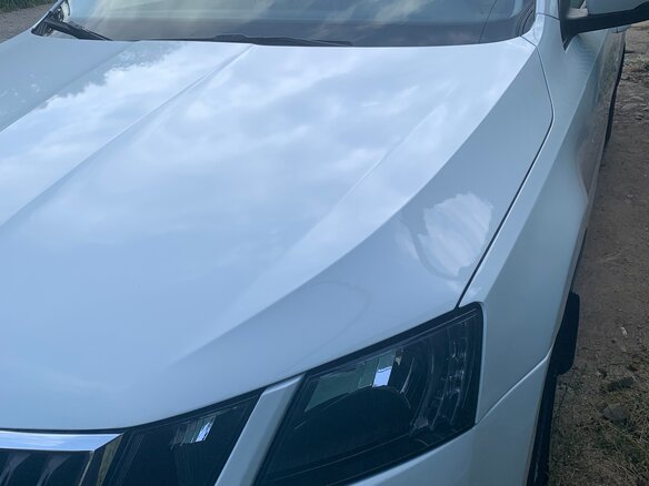 2019 Skoda Octavia III (A7) Рестайлинг, белый, 1500000 рублей
