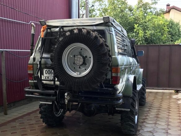 1989 Toyota Land Cruiser 60 Series, зелёный, 1500000 рублей - вид 4