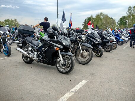 2008 Yamaha FJR1300, чёрный, 675000 рублей, вид 3