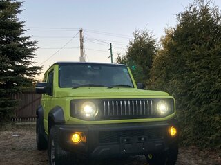 2021 Suzuki Jimny Sierra IV, жёлтый, 1999000 рублей, вид 4