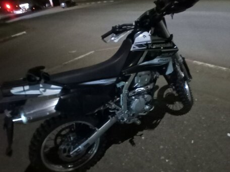 2013 Kawasaki KLX 250, чёрный, 350000 рублей, вид 3