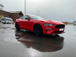 2019 Ford Mustang VI Рестайлинг, красный, 2650000 рублей, вид 3