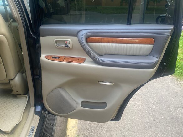 2004 Lexus LX 470 II Рестайлинг, чёрный, 2300000 рублей - вид 14