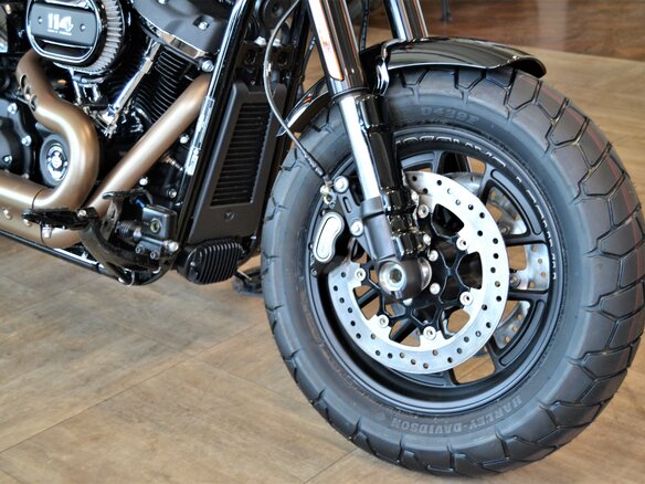 2024 Harley-Davidson Fat Bob, чёрный, 3350000 рублей - вид 18