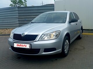 2013 Skoda Octavia II (A5) Рестайлинг, серебристый, 1049000 рублей, вид 1