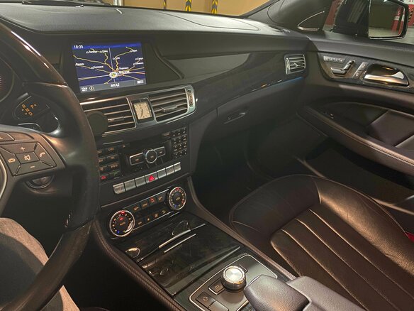 2011 Mercedes-Benz CLS 350 II (C218), чёрный - вид 6