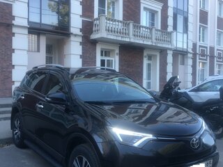 2015 Toyota RAV4 IV (XA40) Рестайлинг, чёрный, 2390000 рублей, вид 2