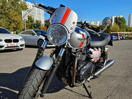 2016 Triumph Street Twin, серый, 720000 рублей, вид 2