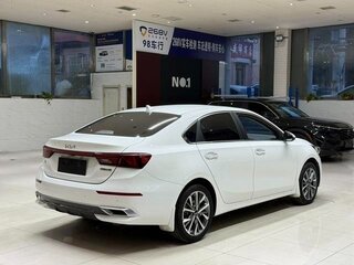 2022 Kia K3 II (China Market), белый, 1390000 рублей, вид 4
