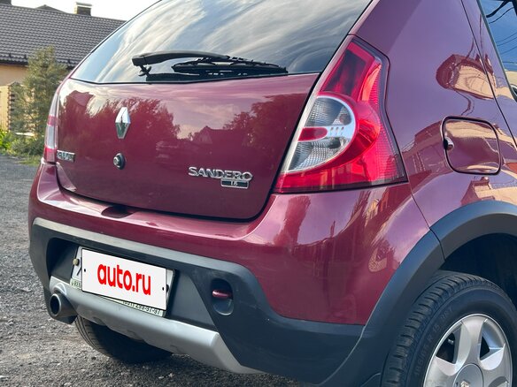 2011 Renault Sandero Stepway I, красный, 620000 рублей - вид 5