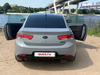 2011 Kia Cerato Koup II, серый, 950000 рублей, вид 4