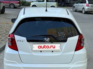 2010 Honda Fit II, белый, 750000 рублей, вид 4