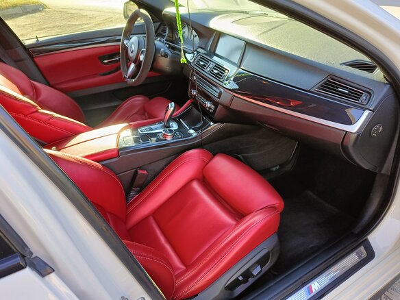 2014 BMW 5 серии 520i VI (F10/F11/F07) Рестайлинг, белый, 1919000 рублей - вид 10