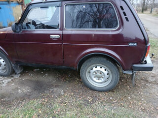 2011 Lada (ВАЗ) 2121 (4x4) I Рестайлинг, пурпурный, 550000 рублей, вид 3