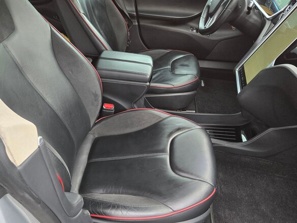 2014 Tesla Model S S85 I, серебристый, 2200000 рублей - вид 9