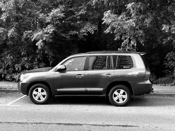 2012 Toyota Land Cruiser 200 Series Рестайлинг 1, серый, 4350000 рублей - вид 12