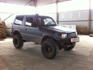 1993 Mitsubishi Pajero II, серый, 850000 рублей, вид 3