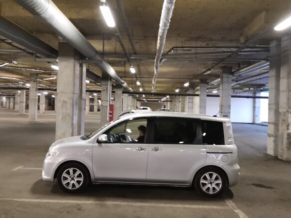 2012 Toyota Sienta I Рестайлинг 2, серебристый, 1050000 рублей - вид 7
