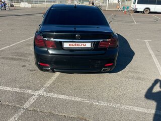 2011 BMW 7 серии Long 750Li xDrive V (F01/F02/F04), чёрный, 1800000 рублей, вид 3