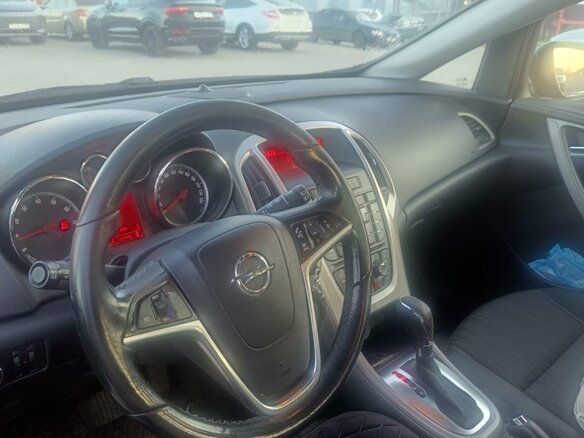 2011 Opel Astra J, чёрный, 520000 рублей - вид 5
