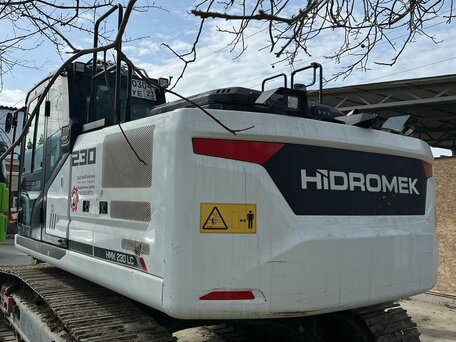 2022 Hidromek HMK 230 LC, чёрный, 12000000 рублей, вид 3