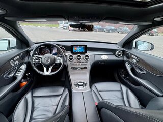 2019 Mercedes-Benz C-Класс 300 IV (W205) Рестайлинг, белый, 2500000 рублей, вид 5