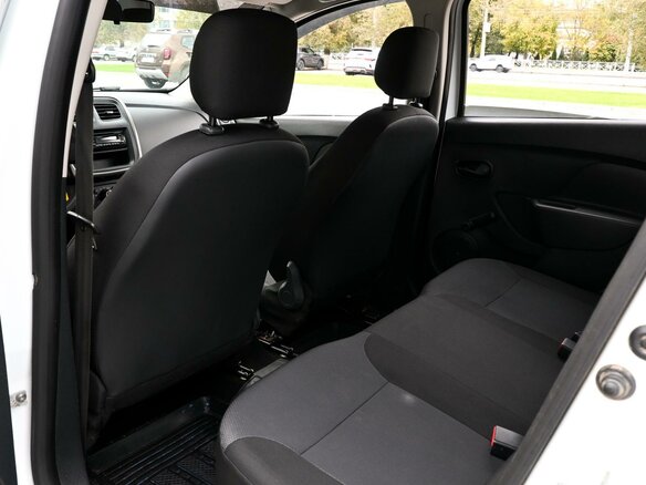 2015 Renault Logan II, белый, 1179000 рублей - вид 10