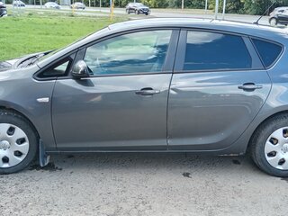 2011 Opel Astra J, чёрный, 600000 рублей, вид 3