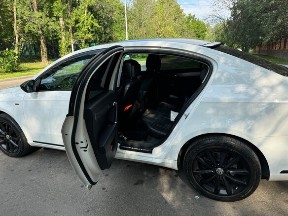 2011 Volkswagen Passat B7, белый, 1200000 рублей - вид 21