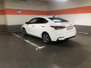 2017 Hyundai Solaris II, белый, 1700000 рублей, вид 5