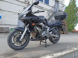 2005 Yamaha FZ6, серебристый, 500000 рублей, вид 1