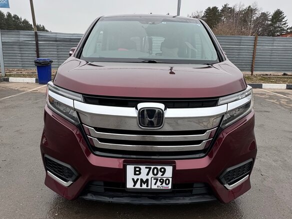 2019 Honda Stepwgn Spada V Рестайлинг, красный, 2880000 рублей