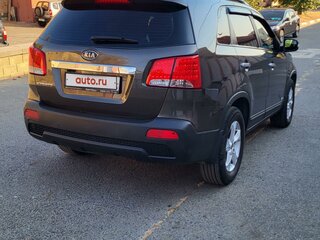 2011 Kia Sorento II, бежевый, 1900000 рублей, вид 4
