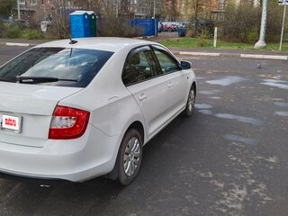 2017 Skoda Rapid I, белый, 800000 рублей, вид 3