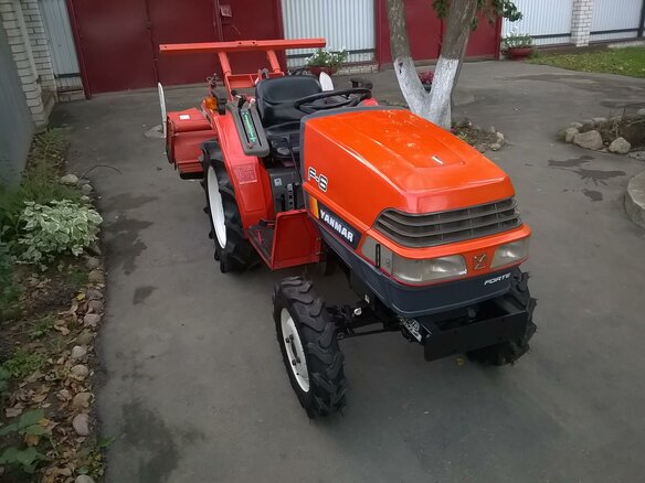 2012 Yanmar F-7, красный - вид 24