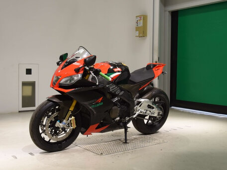 2011 Aprilia RSV4, красный, 1100000 рублей, вид 4