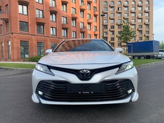 2020 Toyota Camry VIII (XV70), белый, 2690000 рублей, вид 5
