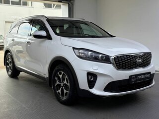 2019 Kia Sorento III Prime Рестайлинг, белый, 2340000 рублей, вид 3