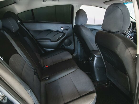2018 Kia Cerato III Рестайлинг (Classic), чёрный, 1500000 рублей - вид 11